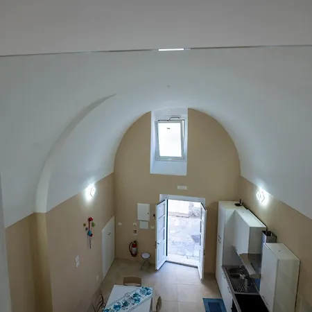 Cristina's Family House غالّيبولي
