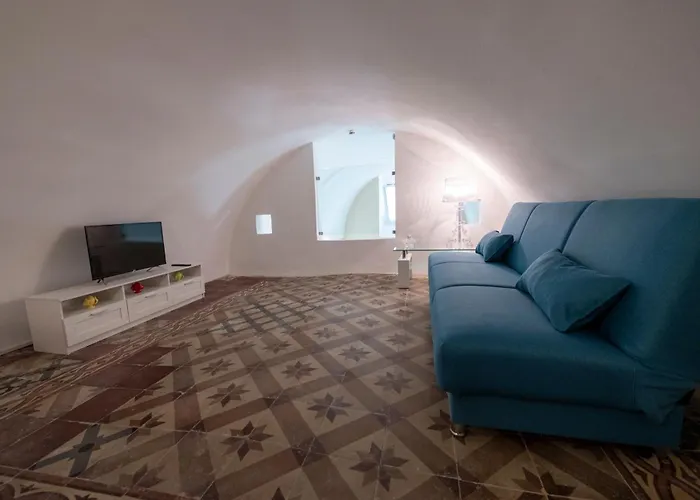 Cristina's Family House